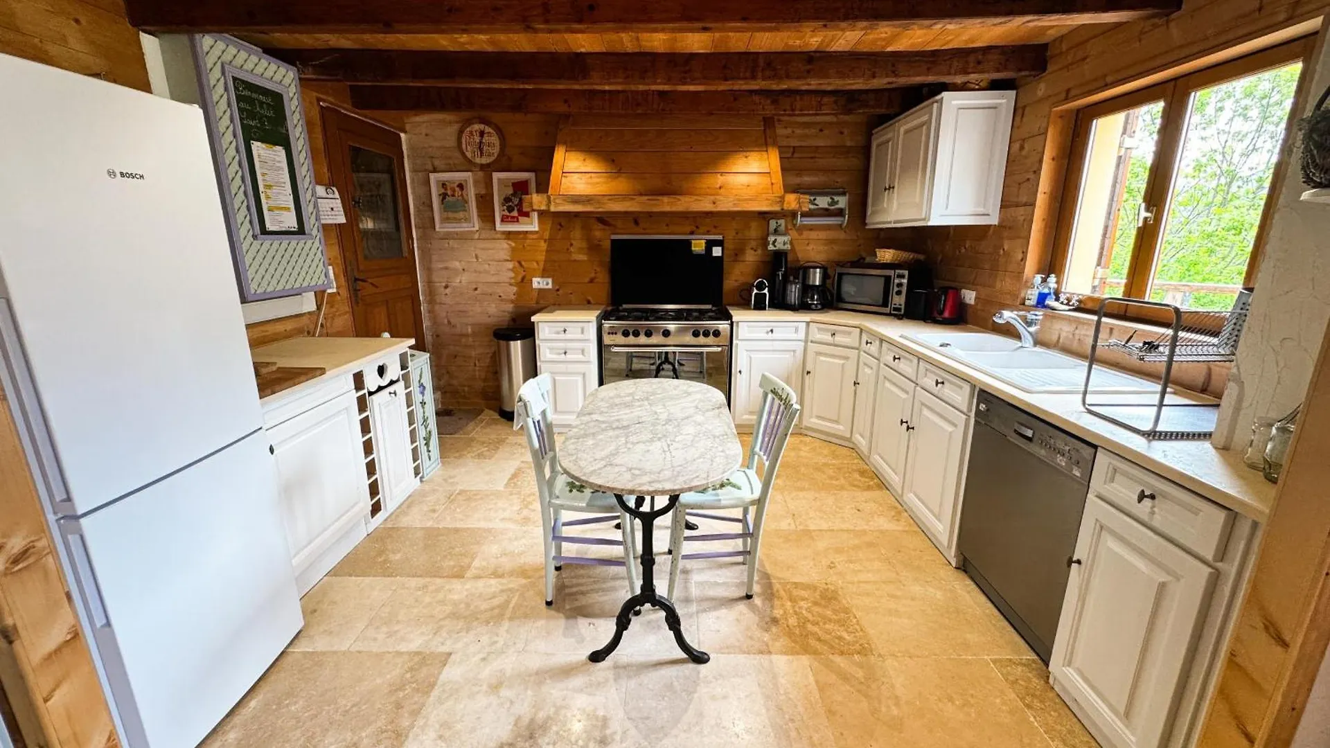 Chalet St Bernard Saint-Jean-dʼAulps フランス