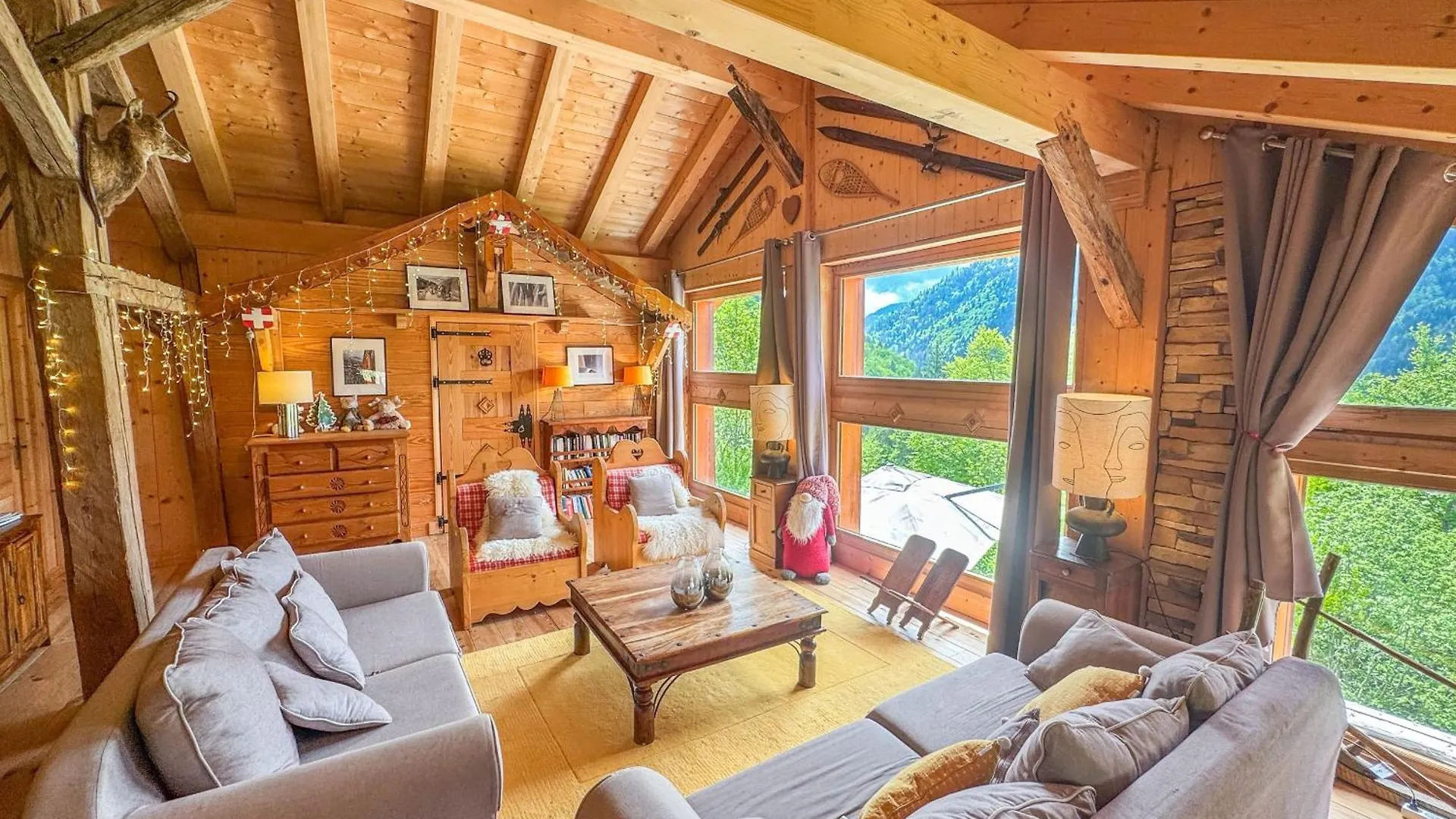 Chalet St Bernard Saint-Jean-dʼAulps フランス